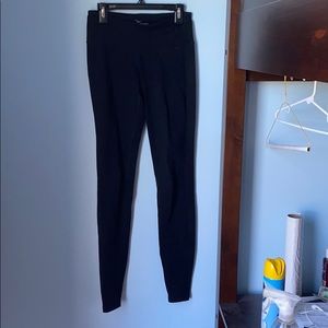 old navy black athletic leggings